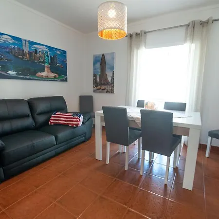 Вилла Bayview A Sua Casa A Beira Mar - 20 Mt Da E Da Famosa Bola Nivea