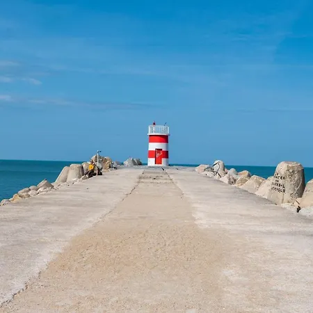 Вилла Bayview A Sua Casa A Beira Mar - 20 Mt Da E Da Famosa Bola Nivea